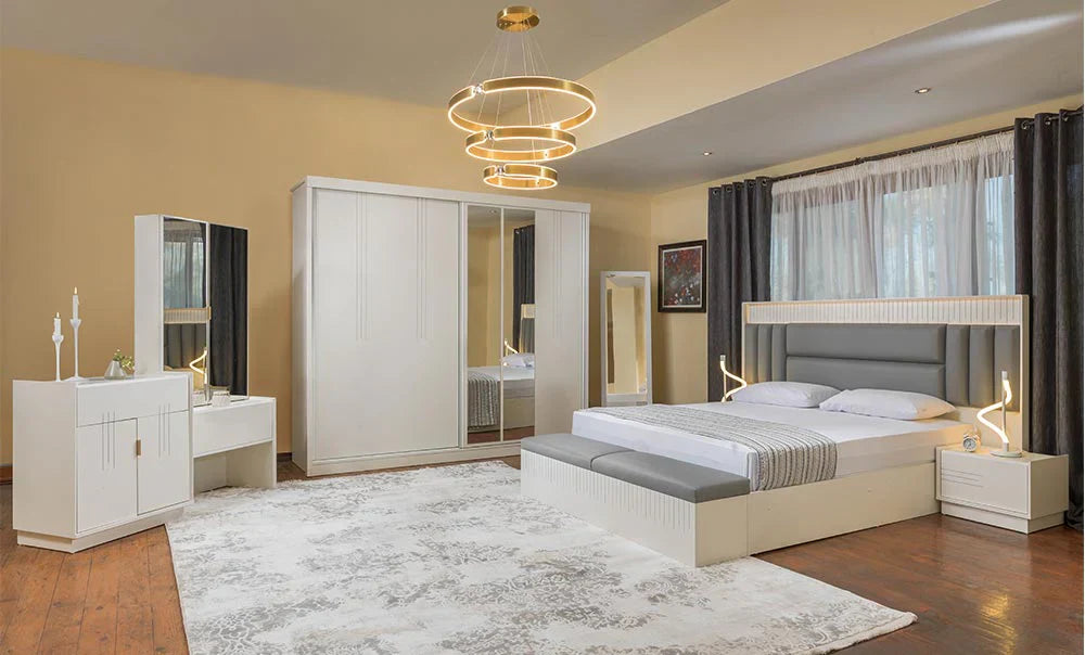 طقم غرف نوم مع خزانة: مزيج من العملية والأناقة