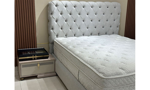 MK 008 bed - MK Kabbani Furniture