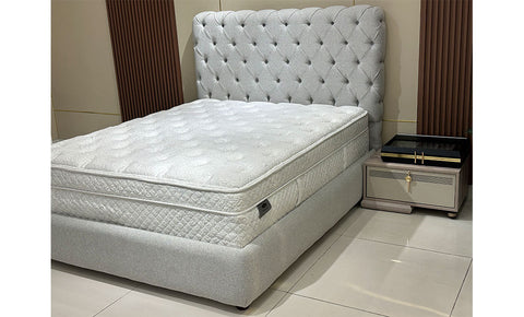 MK 008 bed - MK Kabbani Furniture