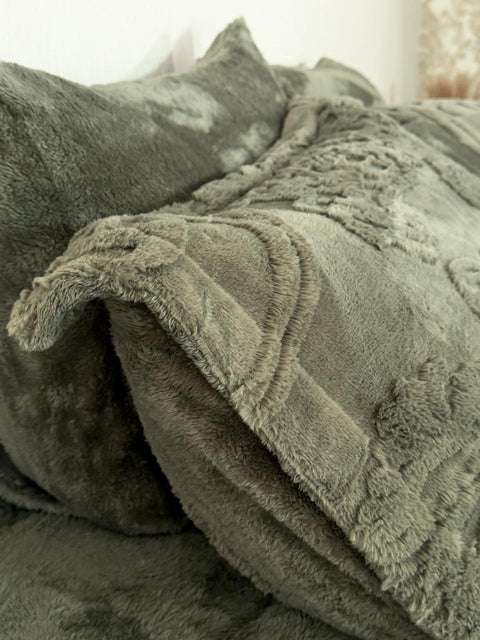 TOKYO Comforter 6 Pcs Set 03