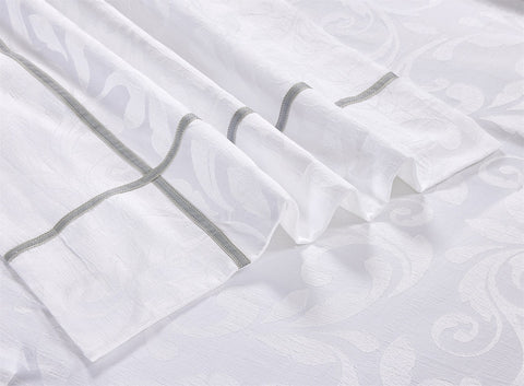 Laila Luxury Jacquard 7-Piece Comforter Set 001
